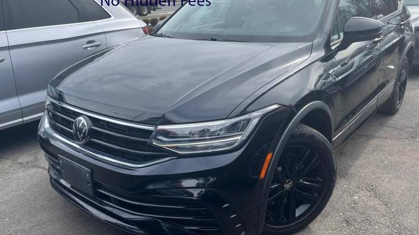 VOLKSWAGEN TIGUAN 4MOTION 2022 3VV8B7AXXNM067616 image